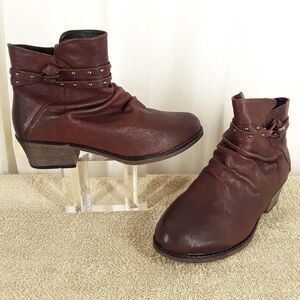 PROPET sz 9.5W Burgundy Red Ankle Boot, Ruched Leather, zipper, studded, booties